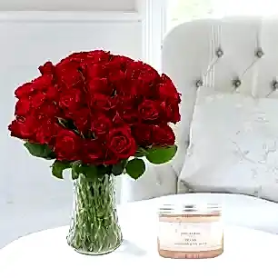 50 Red Roses & Lavender & Himalayan Detox Bath Salts (500g)