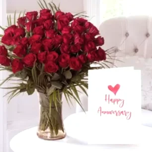 50 Luxury Red Roses & Anniversary Gift Card