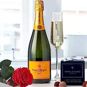 Preserved Rose, Veuve Cliquot & 12 Mixed Truffles