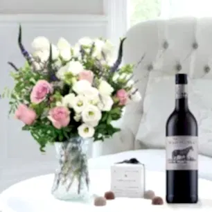 Scented Lavender War Horse Shiraz & 6 Mixed Truffles